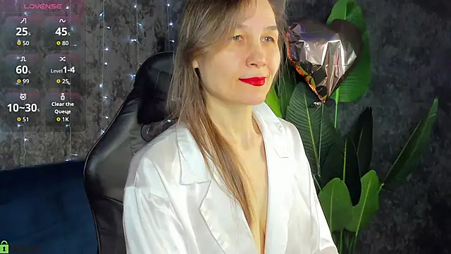 Snapshot of Lillian_White chatting on 24, 2, 2026 Lillian White online show from 24, 2, 2026