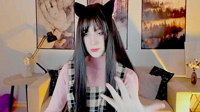 LuxRayi online show from 28, 1, 2025