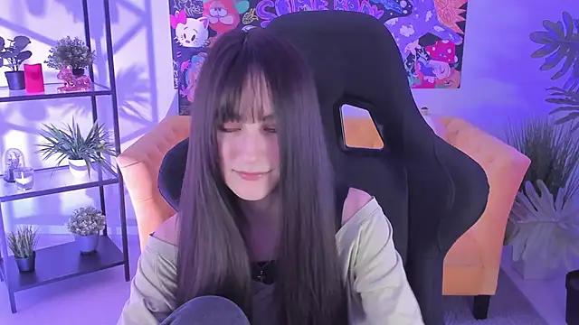 LuxRayi online show from 5, 2, 2025