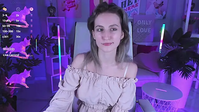 LuxRayi online show from 9, 9, 2025