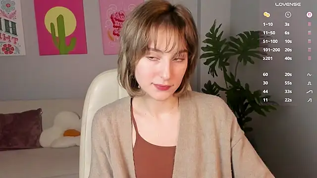 LuxRayi online show from 14, 2, 2026