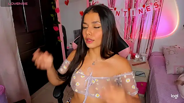 Kaoriyoshii online show from 8, 2, 2025