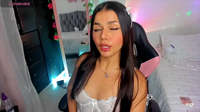 Kaoriyoshii online show from 23, 2, 2025