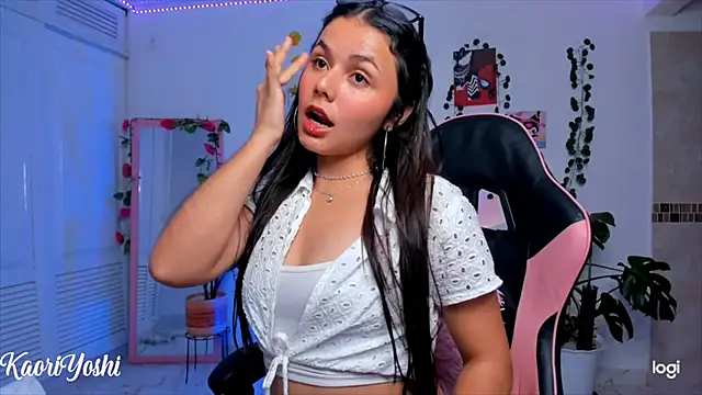 Kaoriyoshii online show from 19, 9, 2025