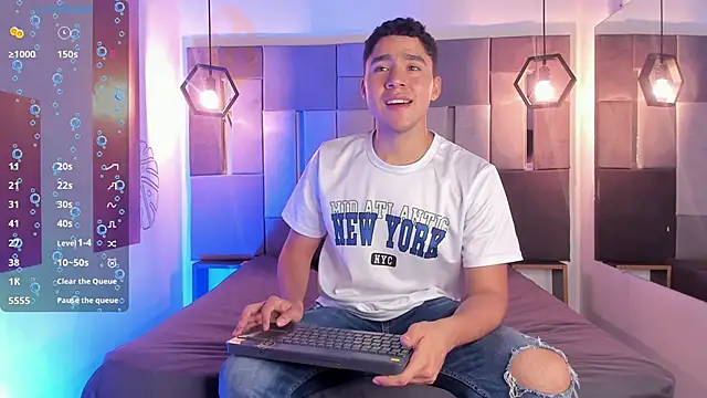 LiamNovak online show from 28, 11, 2025