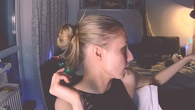 KatiKate online show from 13, 12, 2024