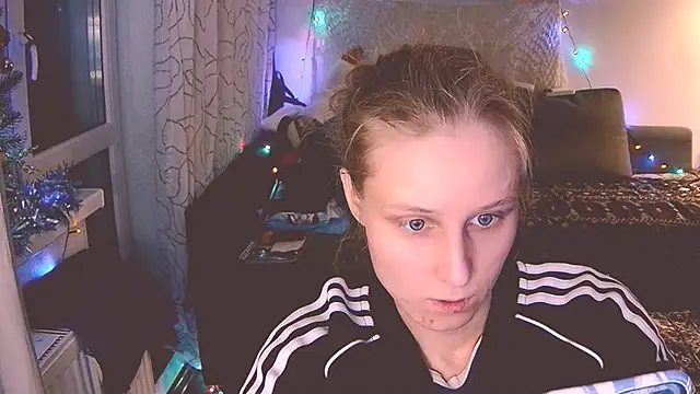 KatiKate online show from 4, 1, 2025