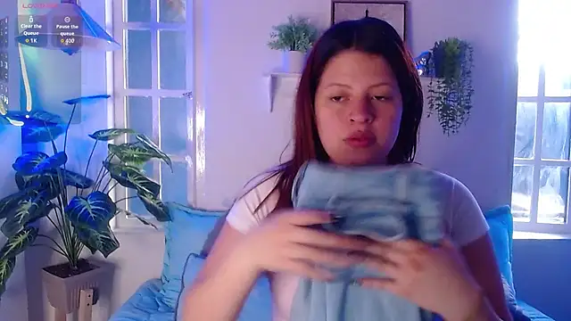 Snapshot of ShyVibes_ chatting on 19, 9, 2025 ShyVibes online show from 19, 9, 2025