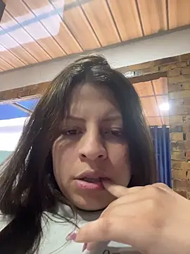 Snapshot of ShyVibes_ chatting on 2, 11, 2025 ShyVibes online show from 2, 11, 2025