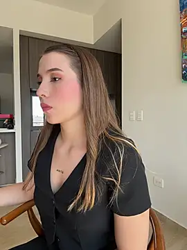 Snapshot of SophieRaily_ chatting on 18, 3, 2025 SophieRaily online show from 18, 3, 2025
