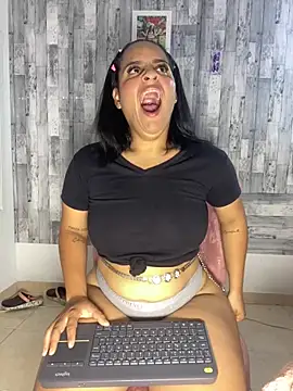 Snapshot of Violetrousse chatting on 26, 3, 2026 Violetrousse online show from 26, 3, 2026