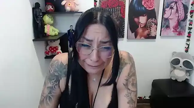 angellove90 online show from 4, 2, 2025