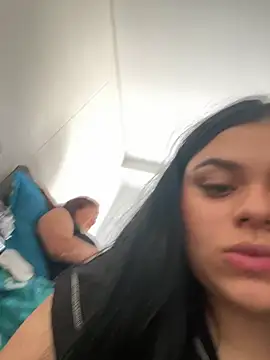 alissonfernandez  online show from 2, 2, 2025