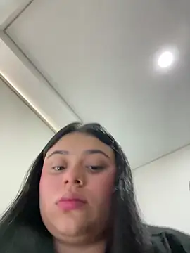 alissonfernandez  online show from 15, 3, 2025