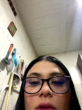 alissonfernandez  online show from 26, 9, 2025