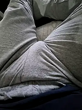 Snapshot of HardWolf2024 chatting on 13, 10, 2025 HardWolf2024 online show from 13, 10, 2025