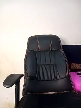 Aashixxx12 online show from 4, 3, 2025