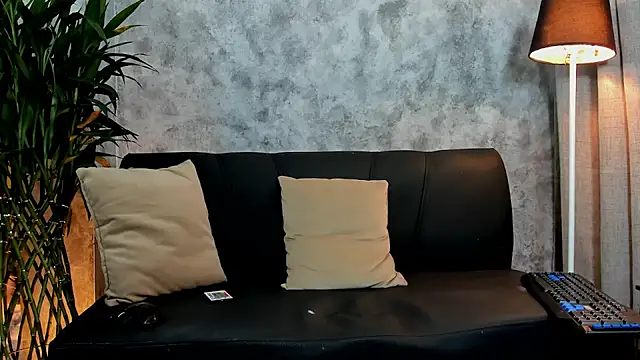 boyc022  online show from 22, 10, 2025