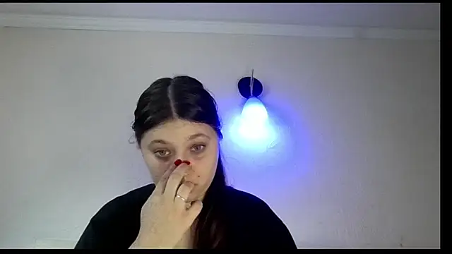 Snapshot of kila_lo chatting on 17, 2, 2025 kila lo online show from 17, 2, 2025