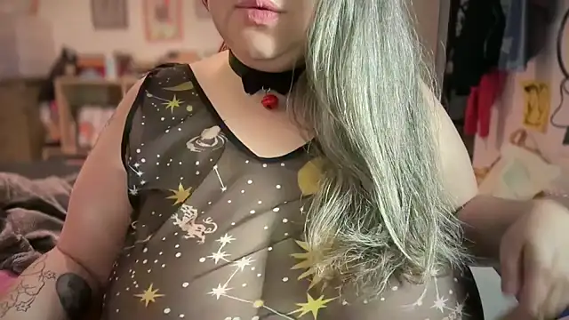 Snapshot of MimiParis chatting on 1, 12, 2024 MimiParis online show from 1, 12, 2024