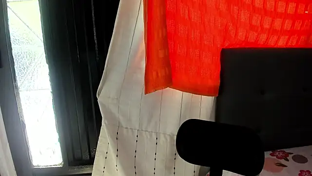 angela nix online show from 28, 10, 2025