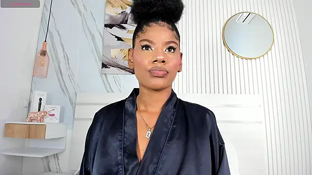 Sara Lewwis online show from 18, 3, 2025