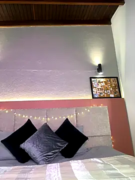 AniiRose online show from 12, 11, 2025