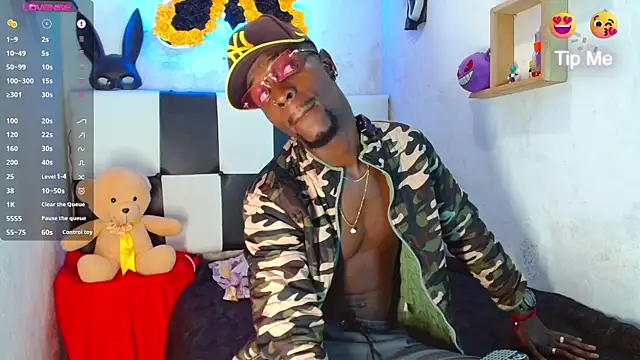 Snapshot of Aroonpapisex chatting on 3, 4, 2026 Aroonpapisex online show from 3, 4, 2026