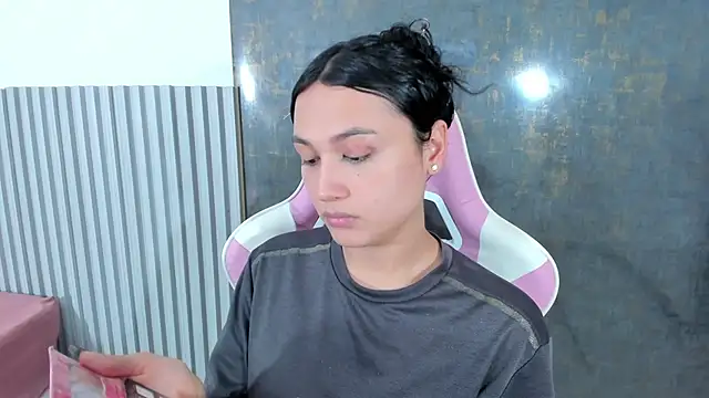 lana boomer online show from 2, 12, 2025