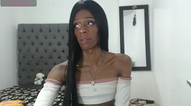 lucianadolll online show from 9, 3, 2025