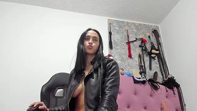 Snapshot of Evil_sammy chatting on 25, 11, 2025 Evil sammy online show from 25, 11, 2025