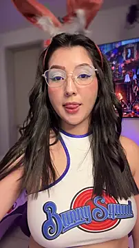 Snapshot of licky_lu chatting on 2, 11, 2025 licky lu online show from 2, 11, 2025