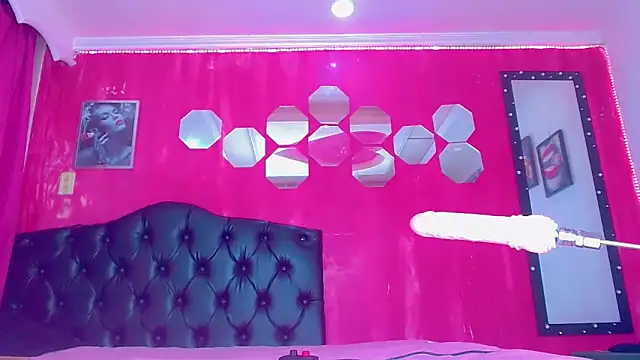 Snapshot of TiffanyMackensyy chatting on 22, 11, 2025 TiffanyMackensyy online show from 22, 11, 2025