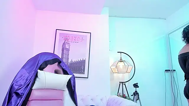 Theia moon online show from 4, 2, 2025