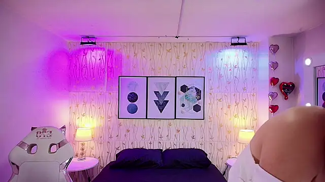 Theia moon online show from 16, 3, 2025