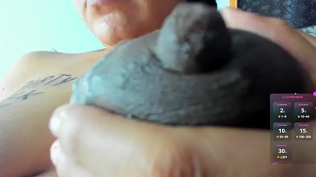 Venus Blackk online show from 14, 3, 2025