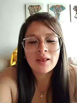 Neve Collins online show from 6, 2, 2025