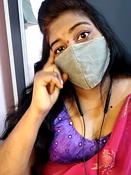 RomeoJuliet345 online show from 4, 2, 2026