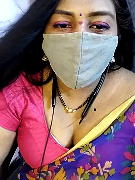 Snapshot of RomeoJuliet345 chatting on 9, 3, 2026 RomeoJuliet345 online show from 9, 3, 2026