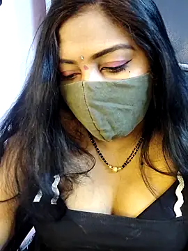 Snapshot of RomeoJuliet345 chatting on 12, 3, 2026 RomeoJuliet345 online show from 12, 3, 2026