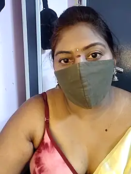 Snapshot of RomeoJuliet345 chatting on 15, 3, 2026 RomeoJuliet345 online show from 15, 3, 2026