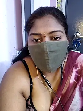 Snapshot of RomeoJuliet345 chatting on 25, 3, 2026 RomeoJuliet345 online show from 25, 3, 2026