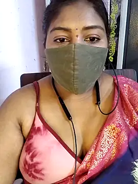 Snapshot of RomeoJuliet345 chatting on 17, 4, 2026 RomeoJuliet345 online show from 17, 4, 2026