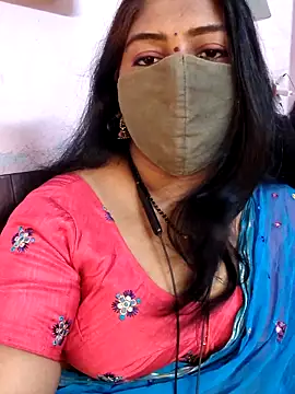 Snapshot of RomeoJuliet345 chatting on 20, 4, 2026 RomeoJuliet345 online show from 20, 4, 2026