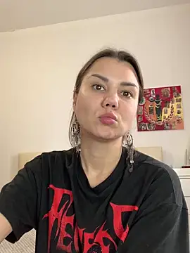 MiraMiss online show from 11, 10, 2025