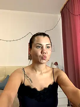 MiraMiss online show from 17, 11, 2025