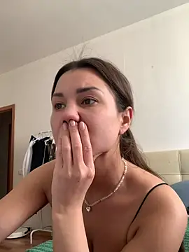 MiraMiss online show from 17, 5, 2026