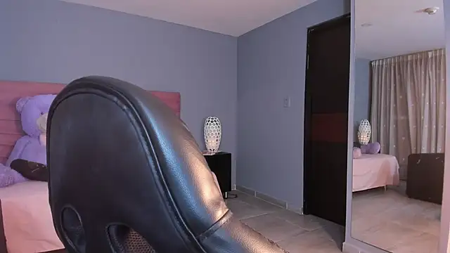 RAVENDIPAUL online show from 18, 9, 2025