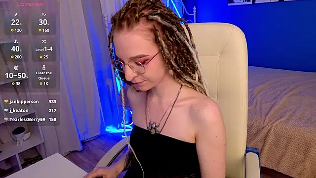 VioletShine online show from 10, 1, 2025