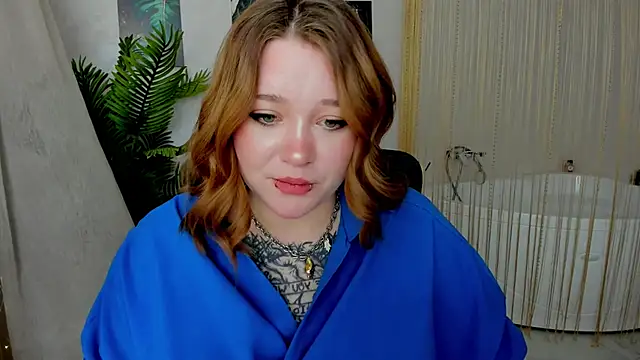 MoonLghte online show from 4, 2, 2025